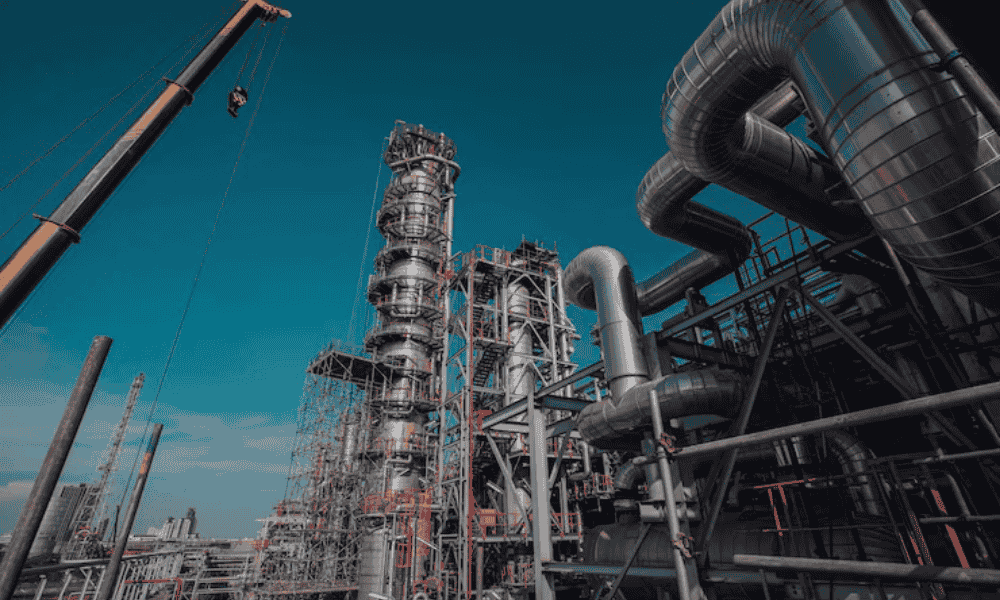 Empresa industrial con actividad productiva y organización empresarial