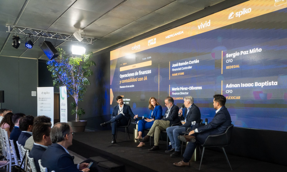 Mesa redonda sobre operaciones financieras e inteligencia artificial en Rankia Business Experience